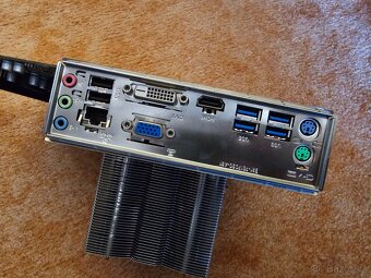 Deska MSI + i5 4690 + chladič - 4