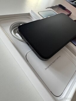 Apple iPhone 14 Pro Max - 4