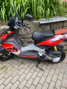 Prodám aprilia sr50r - 4