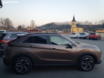 Prodám Mitsubishi Eclips Cross PHVE - 4