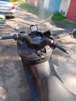 Suzuki Burgman an 400 - 4