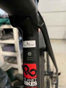 TREK FX-6 carbon - fitness kolo, velikost L - 4