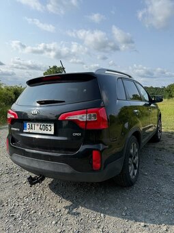 Kia Sorento 2.2CRDi 145kW, automat TOP výbava, najeto 129800 - 4
