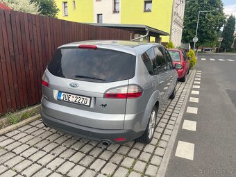 Prodám Ford S Max 2,5l 162kw benzin 2008 - 4