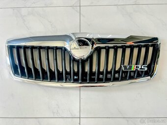 NOVÁ MASKA KAPOTY / ŠKODA OCTAVIA 2 FACELIFT RS - 4