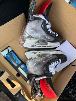 Brusle Bauer Vapor Hyperlite 6,5 fit1 + náhradní nože - 4
