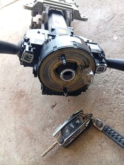 Prodám komplet tyč rizeni na Volkswagen golf 5 ,kroužek, - 4