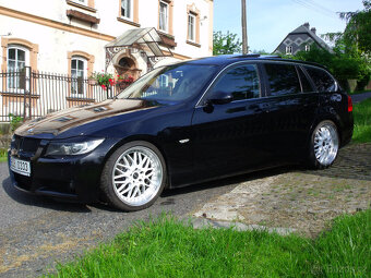 BMW E91 330xd - 4