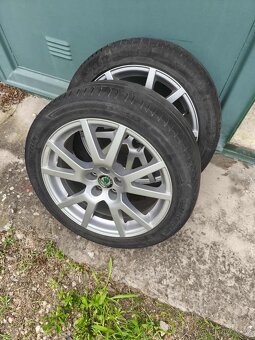Orig. kola Škoda Spider 17" + letní pneu - 4