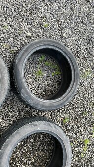 ND Ford Mondeo 2.0/2.2TDCi 103/120/147kw/1Zimní pneu 235/45 - 4