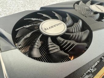 GIGABYTE Radeon RX 7600 GAMING OC 8G / nová + záruka - 4