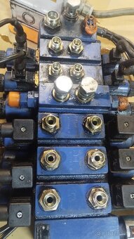 Hydraulický rozvaděč Rexroth - 4