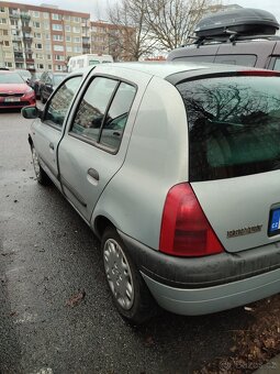 RENAULT CLIO 1.4 55kW - 4