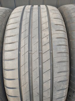 Goodyear EfficientGrip Performance 215/45 R16 90V - 4