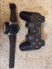 Playstation 3, 3 ovladače, volant + Samsung Galaxy Watch - 4