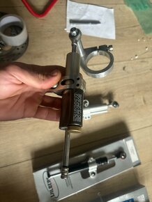 Tlumice rizeni Ohlins Wilbers na Yamaha R1 04-08 - 4