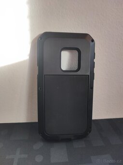Černý hliníkový kryt pro Samsung Galaxy S9 - 4