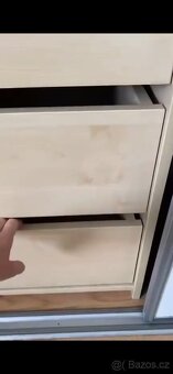 Šatní skříň - 4