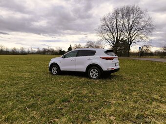 Prodám KIA SPORTAGE 1.6 benzín, nehavarované, 1.majitel - 4