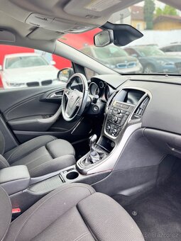 Opel Astra, 2.0 CDTI Sports tourer Ojeté, 2012 - 4
