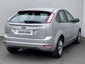 Ford Focus 1.6 i , 74 kW benzín, 2010 - 4