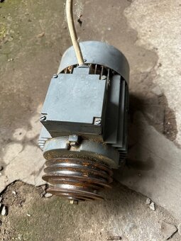 Vratek , elektromotor - 4