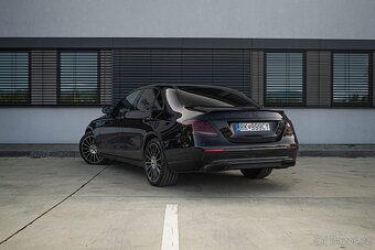 Mercedes-Benz E trieda Sedan 220 d A/T - 4