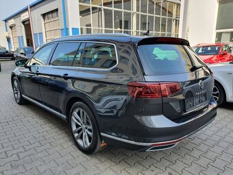 VW Passat B8 Variant Elegance 2.0TDI 147kW DSG Matrix Ambi - 4