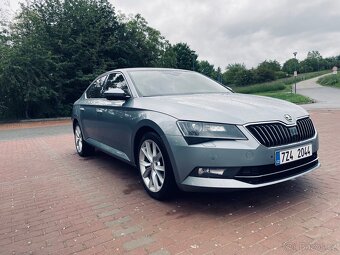 Škoda Superb 2017 - 4