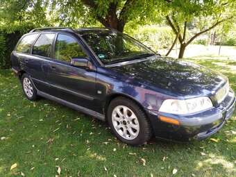 Volvo V40 1.8 90kW - 4