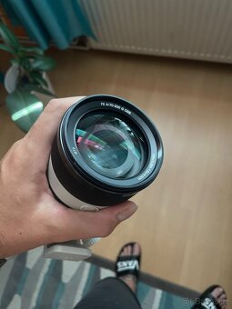 Sony FE 70-200 f4 - 4