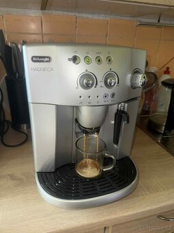 De'Longhi Magnifica - 4