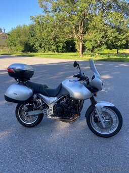 Triumph Tiger 955i - 4