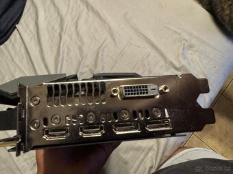 NVIDIA GTX 1080TI 11GB ASUS STRIX - 4