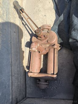 Ruční čerpadlo Lila 75 nepoužité uloženka - 4