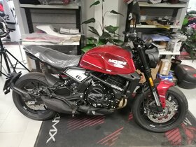 Moto Morini Seiemmezzo STR 650 - 4