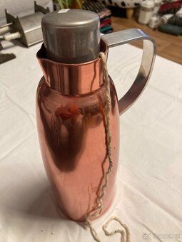 směs starožitných a retro věcí - 4