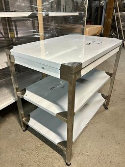 Nerezový stůl do prostoru 2 police(délka 50-200cm) - 4