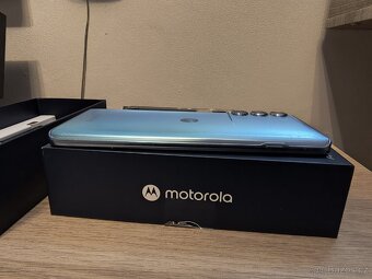 Motorola G200 5G Glacier Green - 4