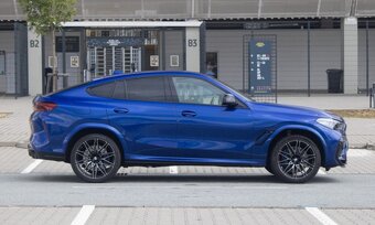 BMW X6 M Competition z roku 2021 - 4