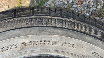 Pneu 205/65 R16 C - 4