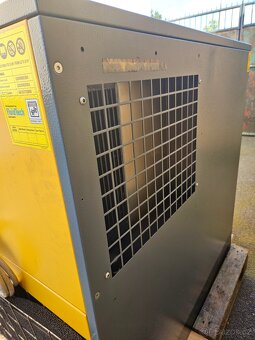 Šroubový kompresor SCHNEIDER AM 5,5 kW - 4