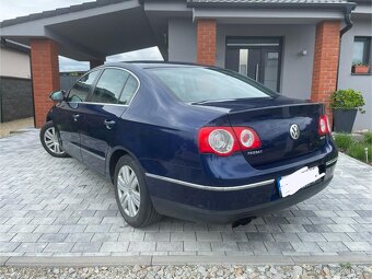 Volkswagen Passat B6 - 4