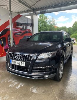Audi Q7 S-line - 4