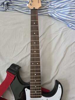 Yamaha Pacifica 112J BL + Marshall Code 25 (25W) - 4