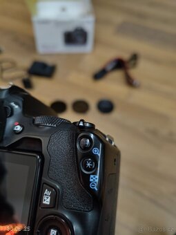 CANON EOS 250D + objektiv a příslušenství - 4