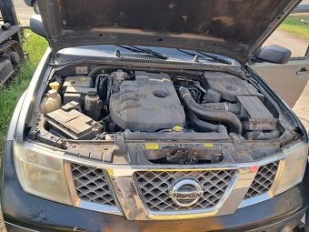 Nissan Pathfinder - 4