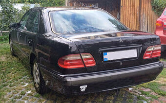 Mercedes-Benz E220 CDI 2000 W210, sedan, manuál, 367 000 km - 4