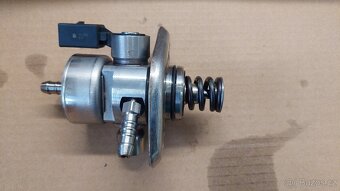 Vysokotlaké čerpadlo 06G127027L - 4