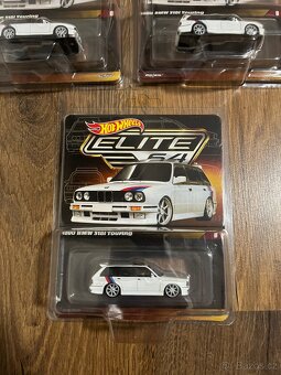 Hotwheels BMW 318i Touring - 4